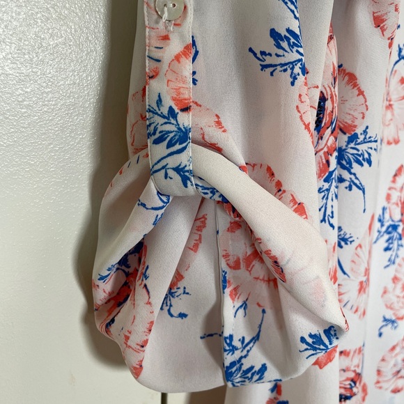 Daniel Rainn Floral Relaxed Blouse - Picture 5 of 14